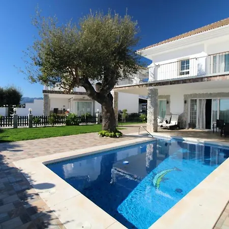 ヴィラ La Mairena *