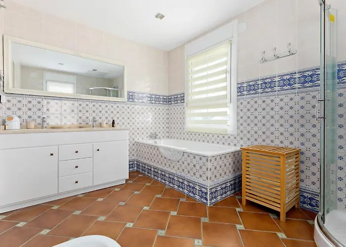 La Mairena Villa *